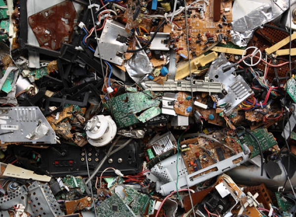 Thu mua phế liệu Quận 2